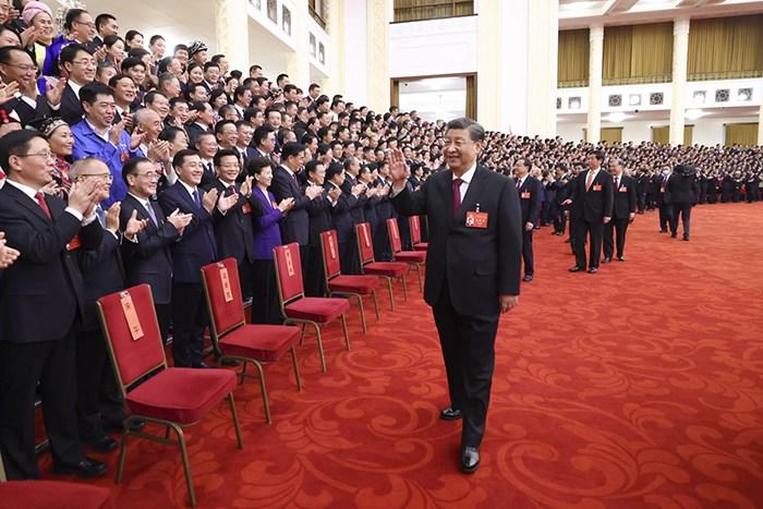 习近平等领导同志亲切会见出席党的二十大代表、特邀代表和列席人员